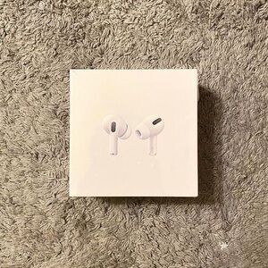 Apple White AirPods
